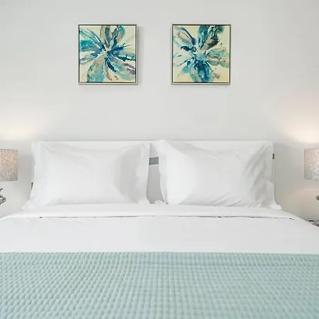 Santa Luzia I By An Island * Funchal (Madeira)